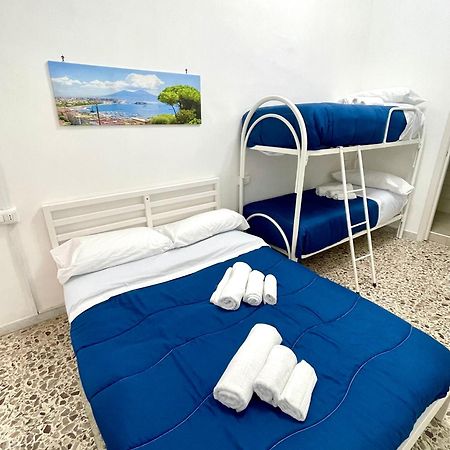 נאפולי House Piazza Garibaldi By Loveinthetravel מראה חיצוני תמונה