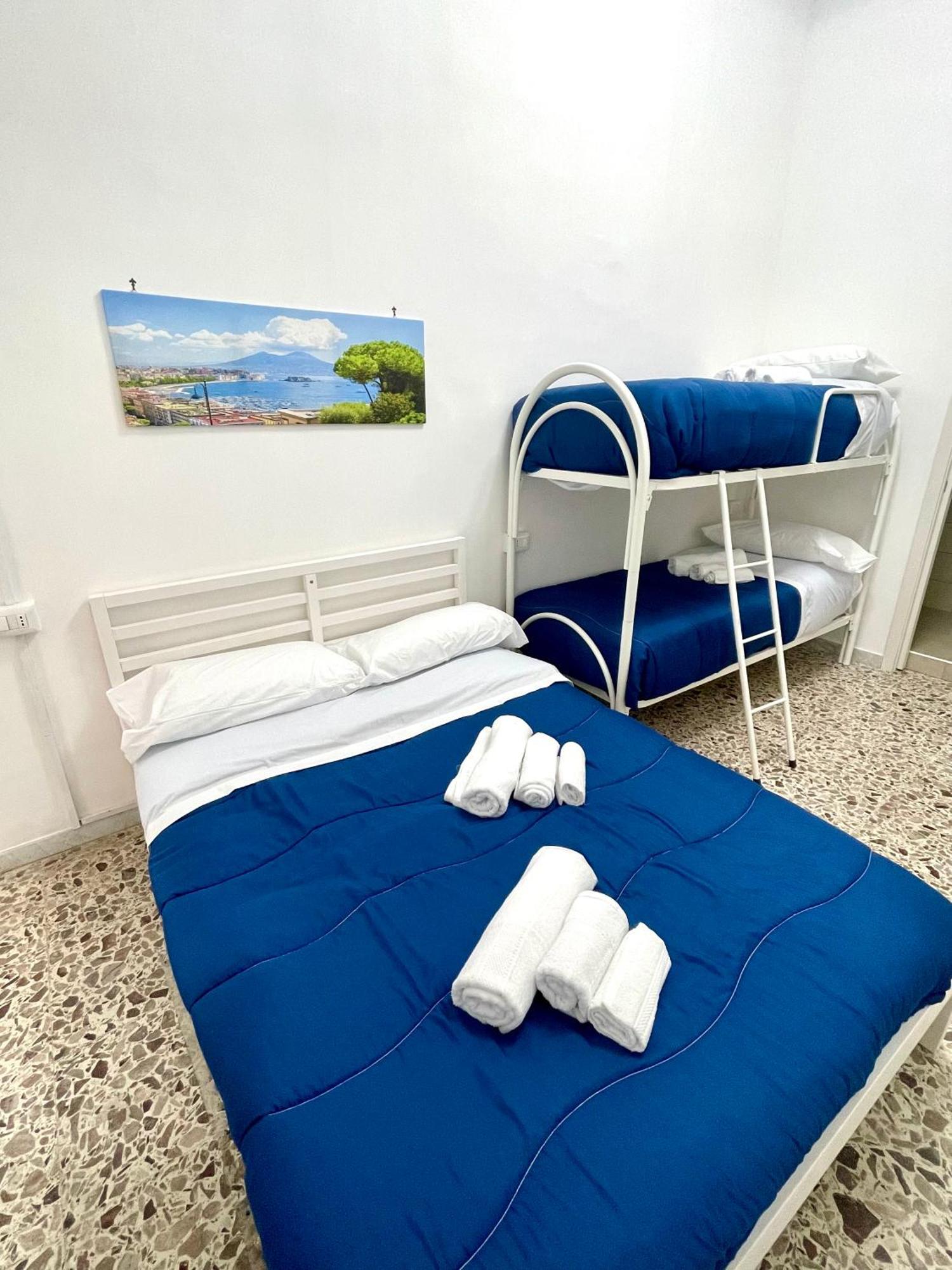נאפולי House Piazza Garibaldi By Loveinthetravel מראה חיצוני תמונה