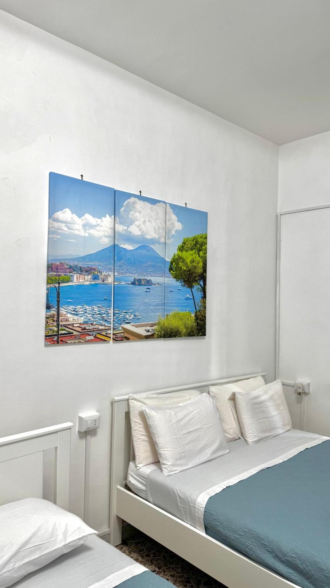 נאפולי House Piazza Garibaldi By Loveinthetravel מראה חיצוני תמונה